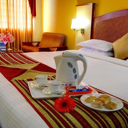 Ponmariresidency Hotel Ooty Exterior foto