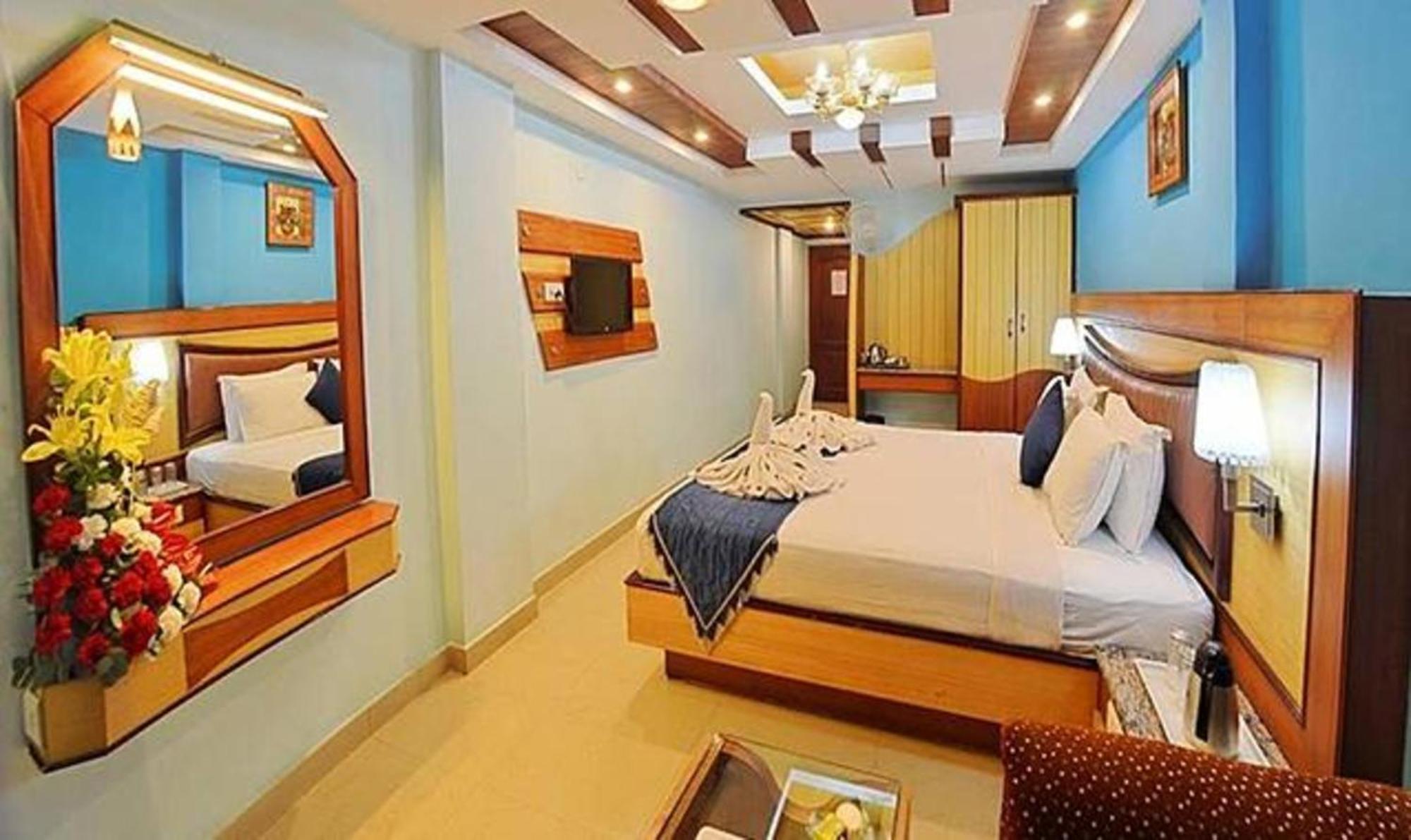 Ponmariresidency Hotel Ooty Exterior foto