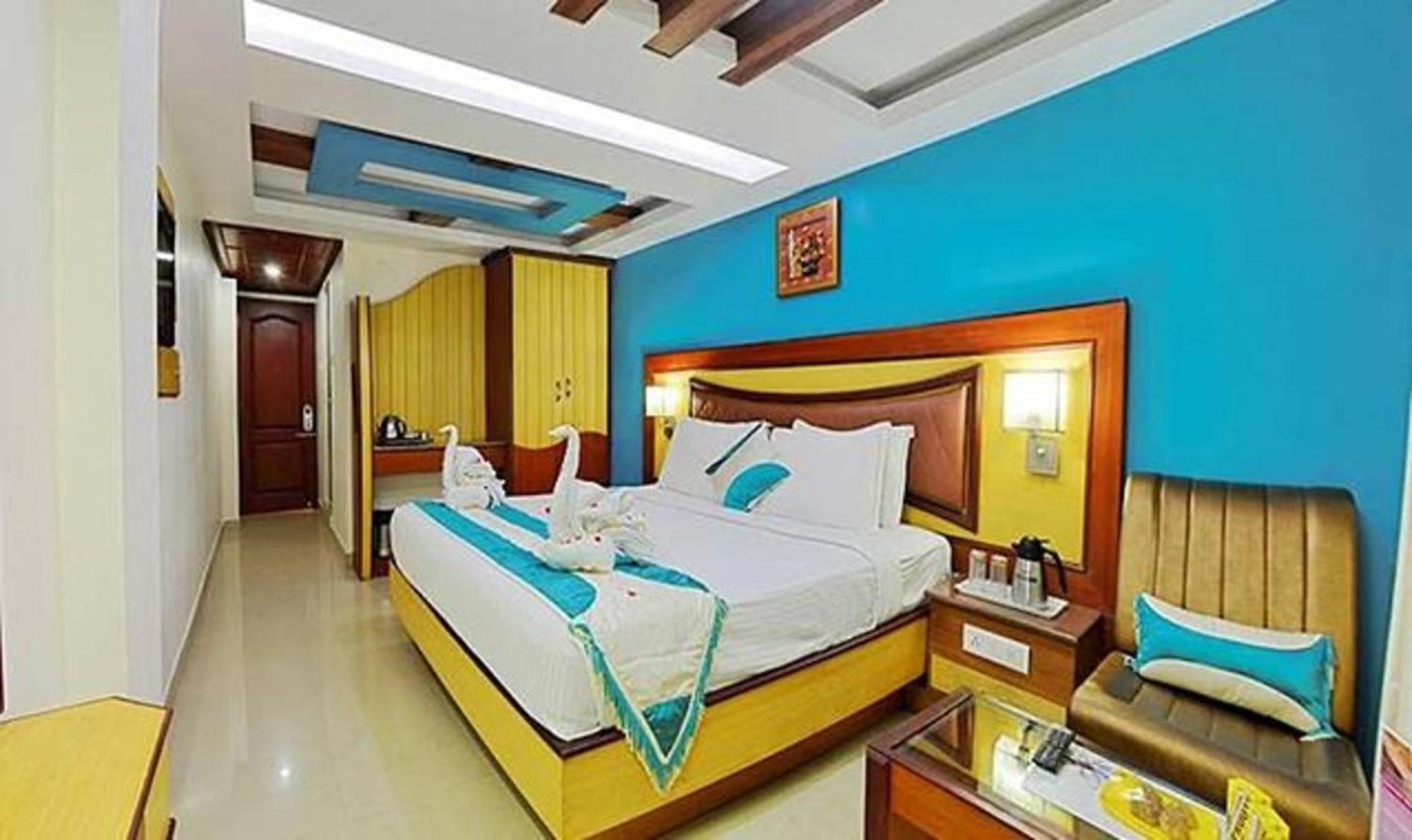 Ponmariresidency Hotel Ooty Exterior foto