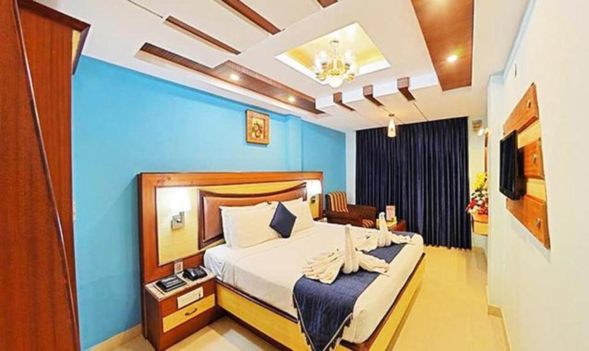 Ponmariresidency Hotel Ooty Exterior foto