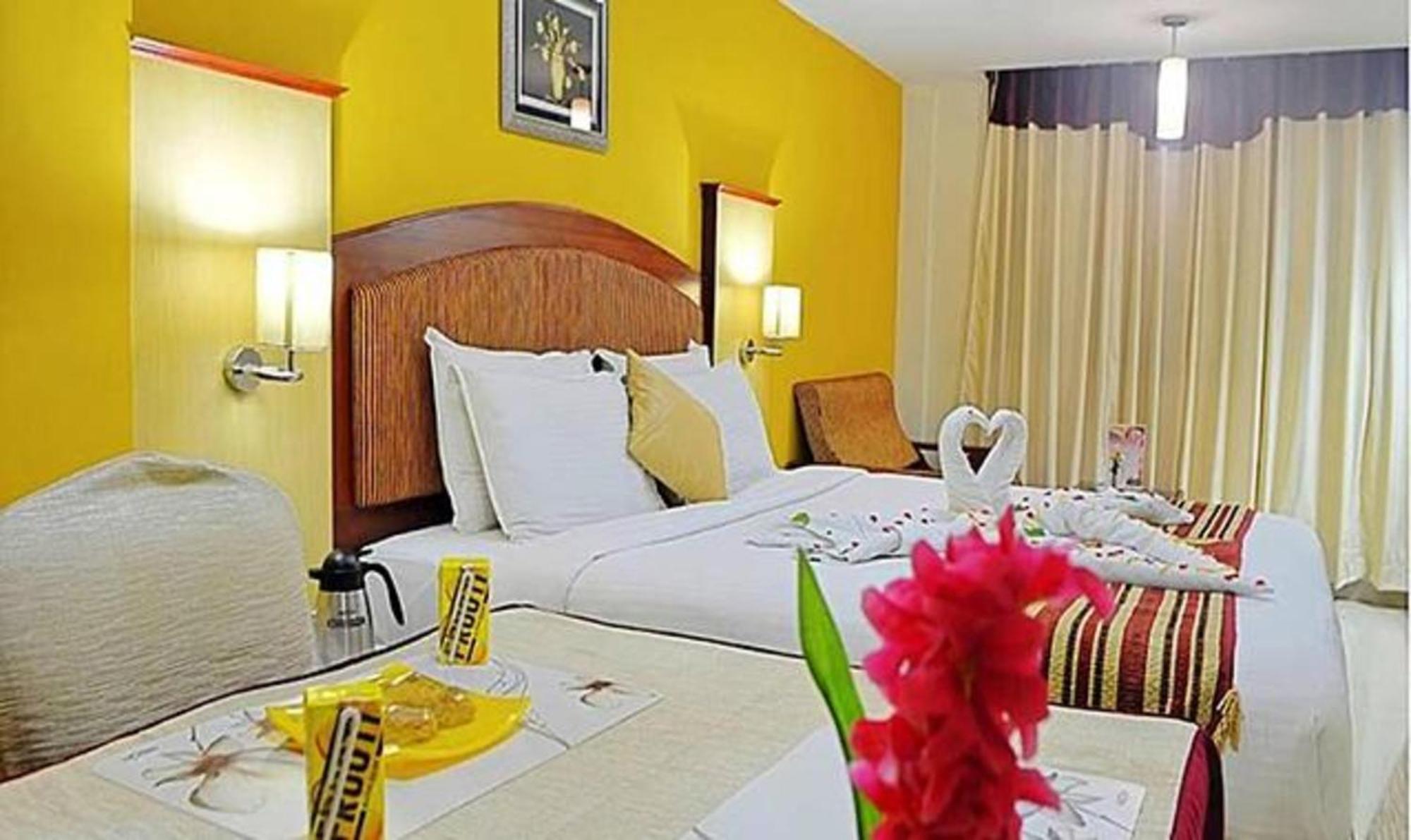 Ponmariresidency Hotel Ooty Exterior foto