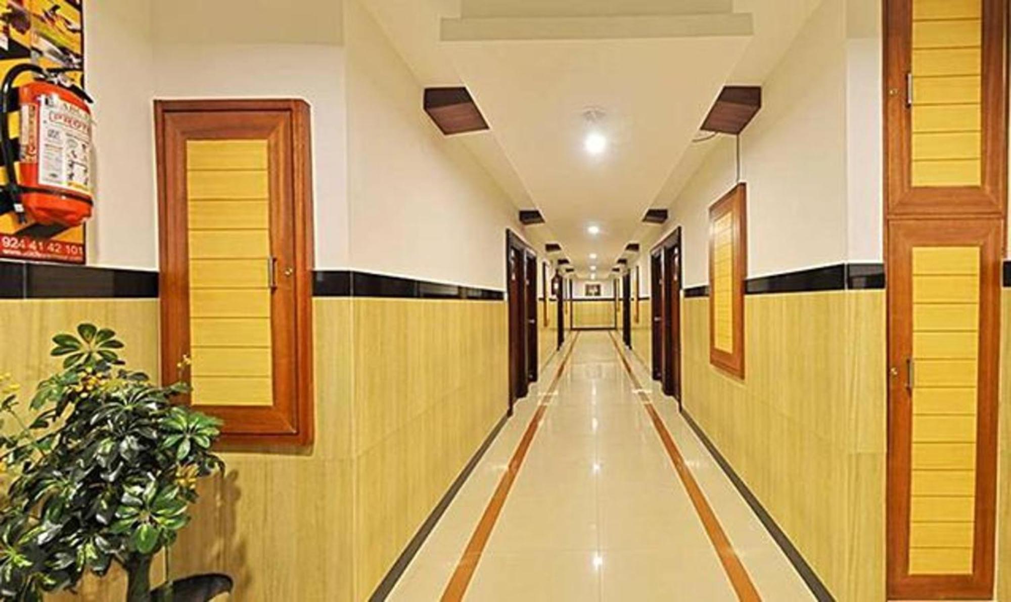 Ponmariresidency Hotel Ooty Exterior foto