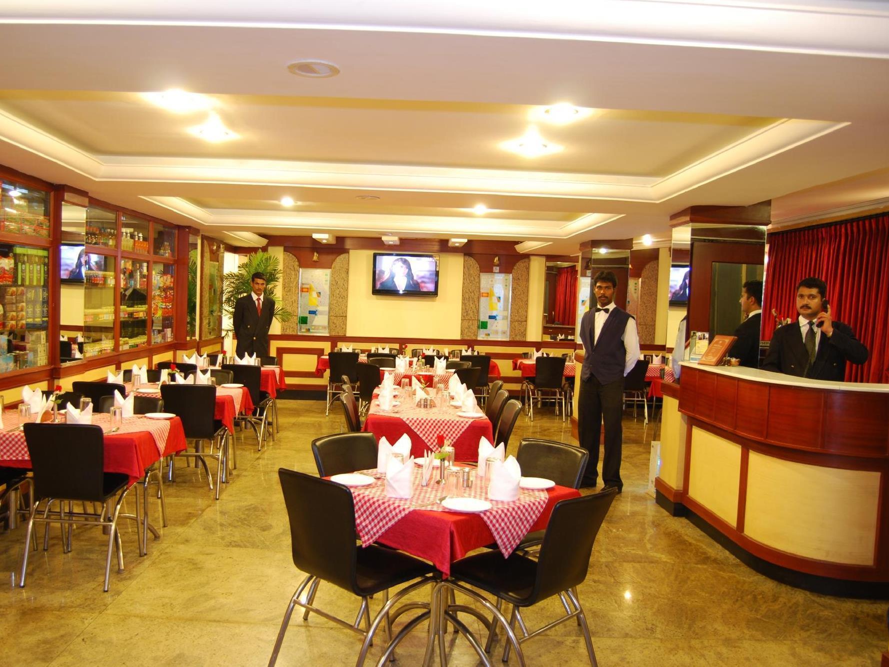 Ponmariresidency Hotel Ooty Exterior foto