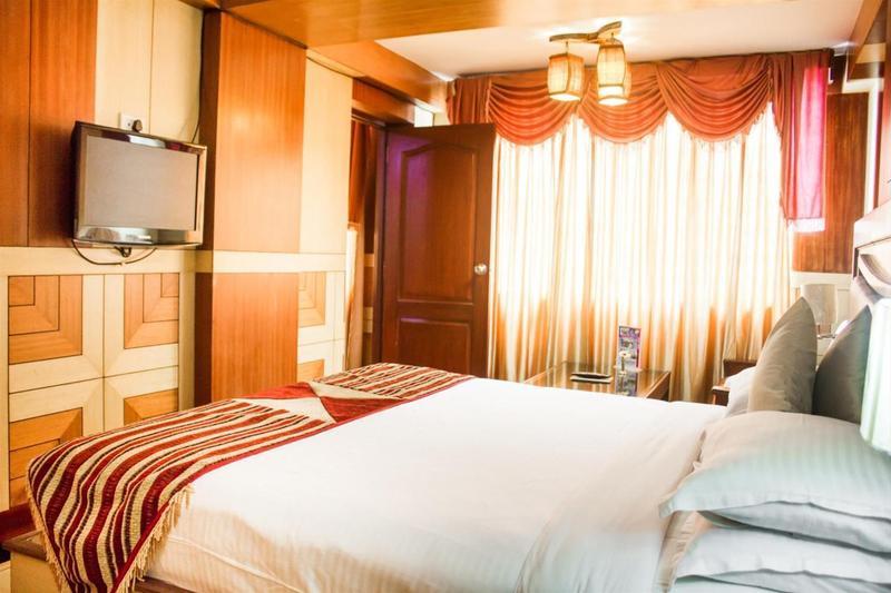 Ponmariresidency Hotel Ooty Exterior foto